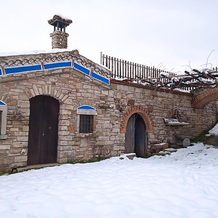 Agriturismo Radici Contadine Bisaccia 外观 照片