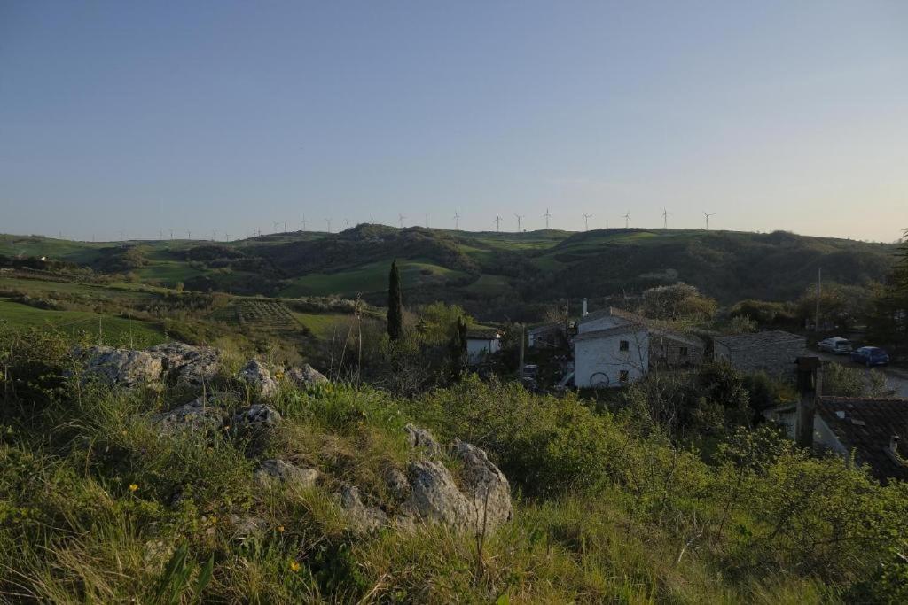 Agriturismo Radici Contadine Bisaccia 外观 照片